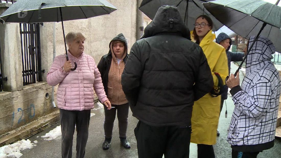 Evakuirane dvije porodice sa Širokače, ostali ne žele u kolektivni smještaj
