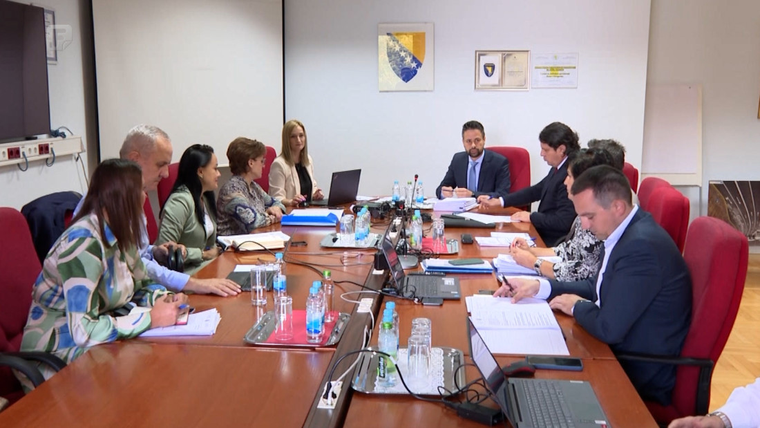 Nije usvojen Pravilnik o izmjenama i dopunama Pravilnika o unutrašnjoj organizaciji u UIO