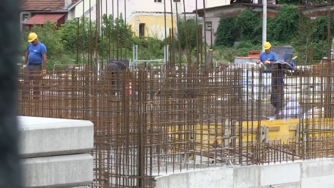 Dok domaći radnici odlaze iz BiH, zahtjevi stranih za dolazak sve brojniji