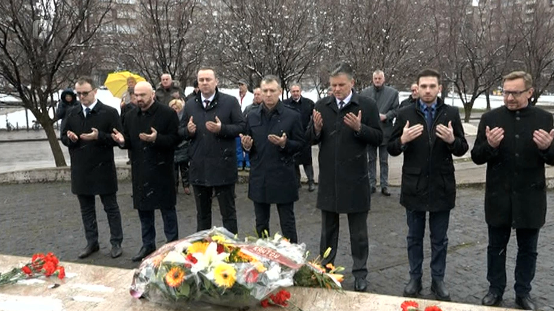 Dan nezavisnosti BiH obilježen i na spomen-obilježjima Kameni spavač i Papirna
