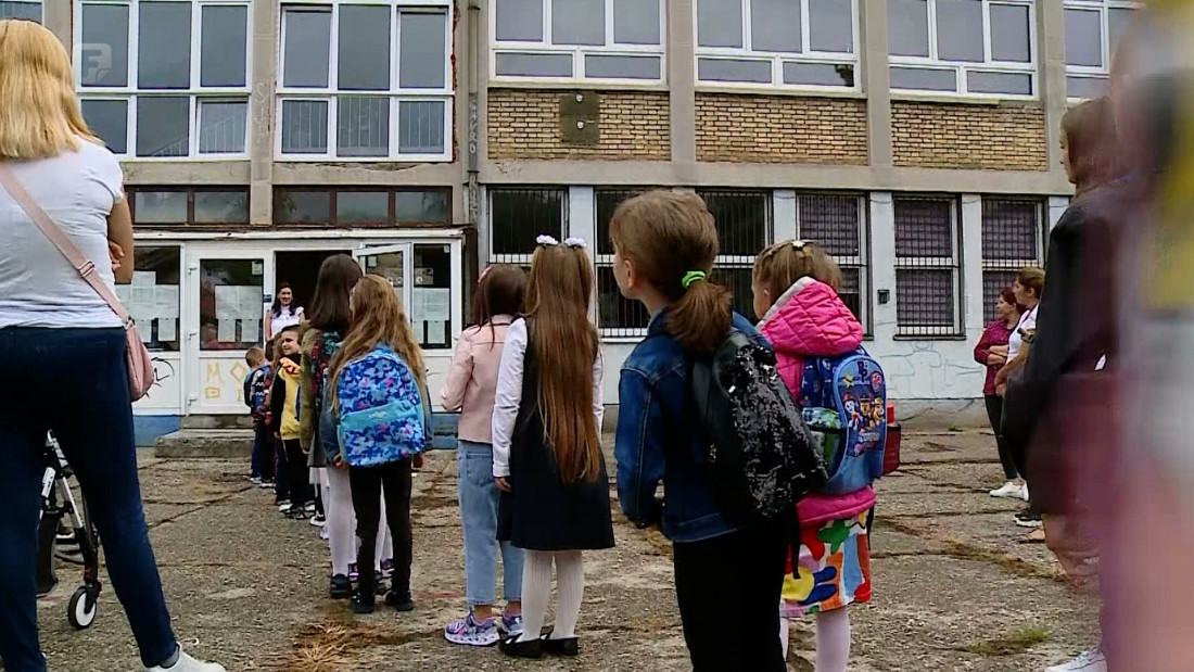 Prvi je dan škole i za romsku djecu, često primorani prekinuti obrazovanje