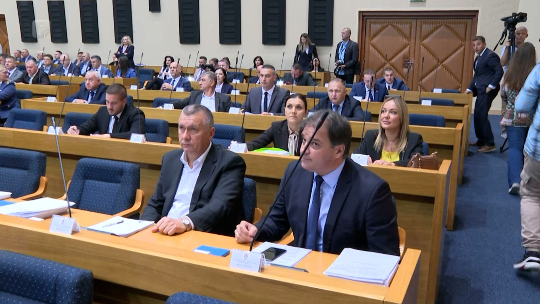 Je li zakon o nepokretnoj imovini RS-a predmet trgovine ili stvarne dorade?