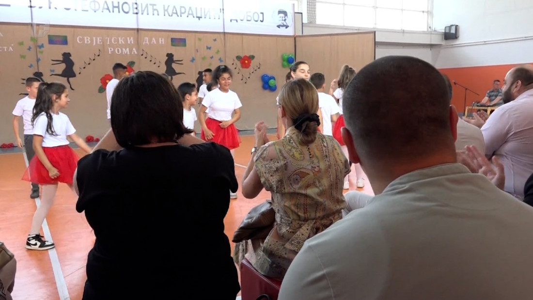 Uz Dan Roma dobojski osnovci pripremili program