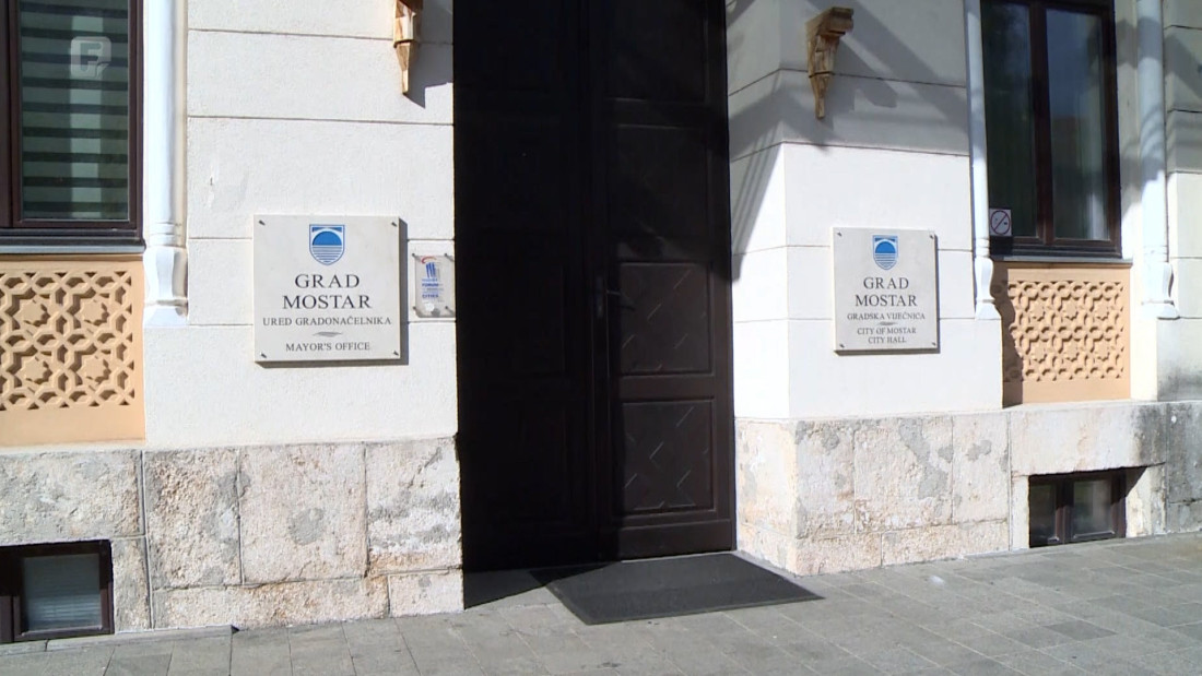 U rješavanje problema zatvorene škole u Mostaru uključio se i gradonačelnik