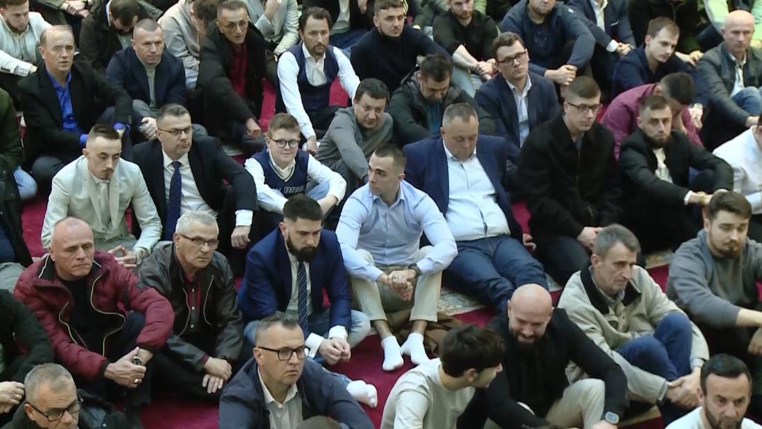 Širom BiH klanjan bajram-namaz uz poruke solidarnosti i jedinstva