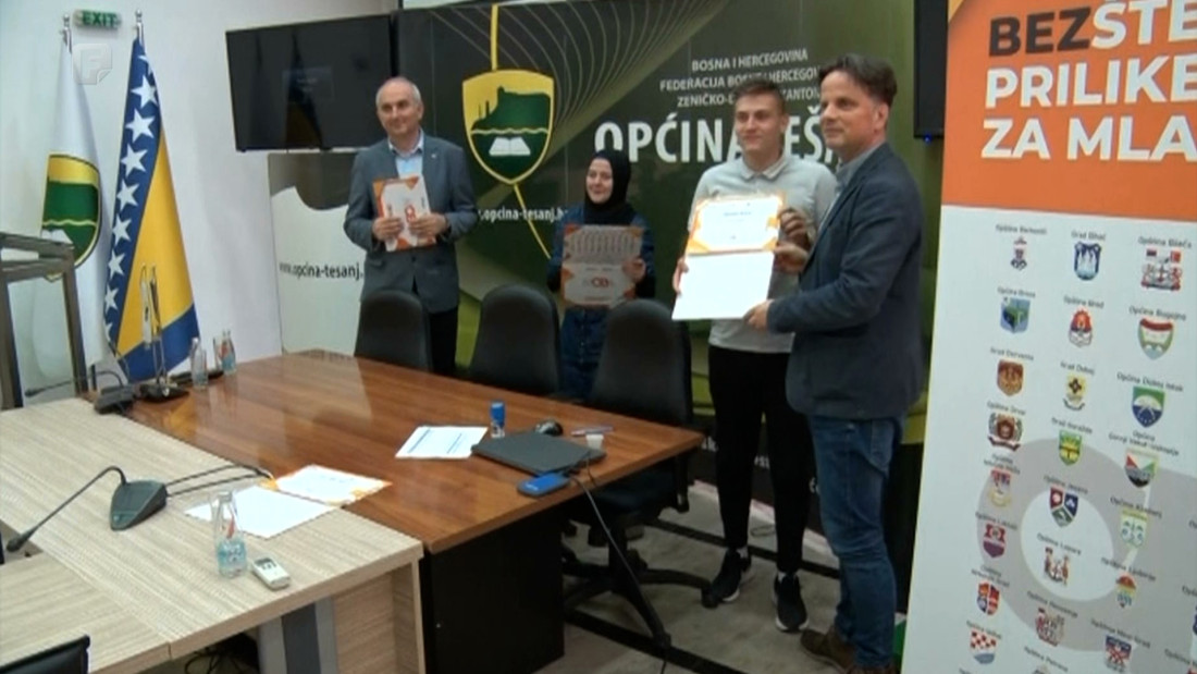 Kroz Omladinsku banku u lokalnim zajednicama data šansa mladima da započnu biznis