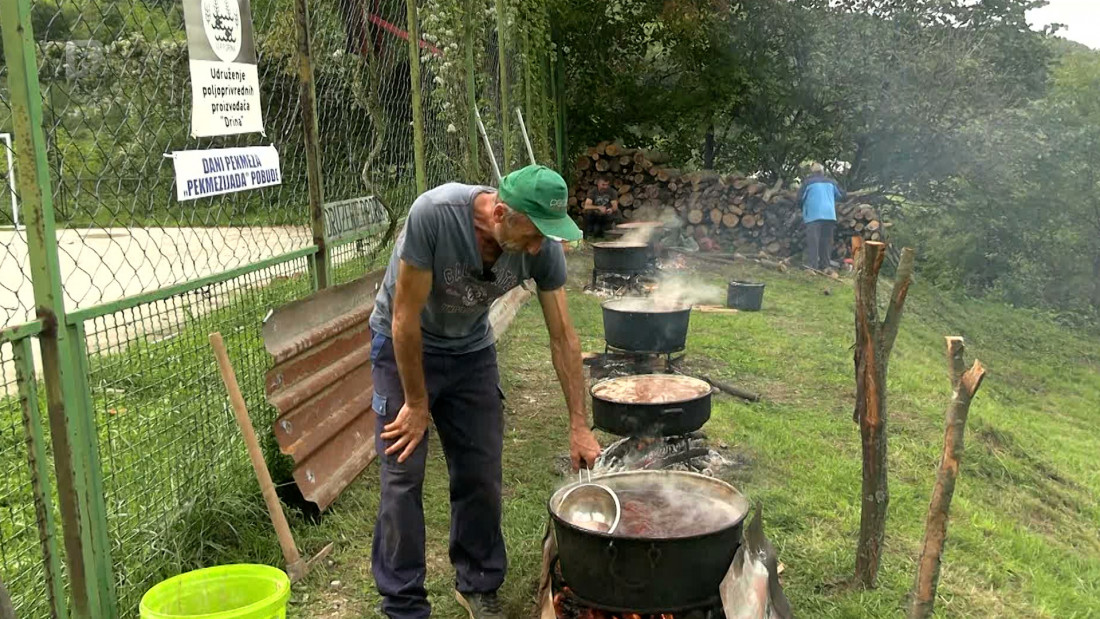 Dani pekmeza u Pobuđu