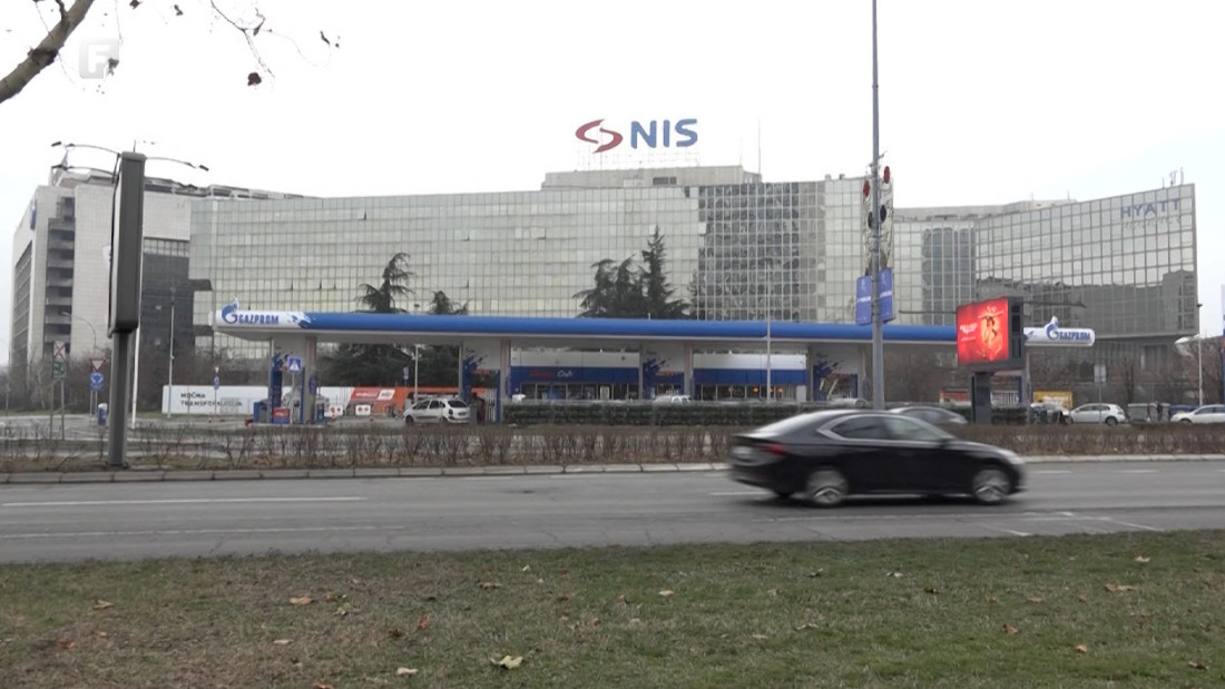Srbija: Počeo teći rok za NIS, Vučić s ruskim ambasadorom