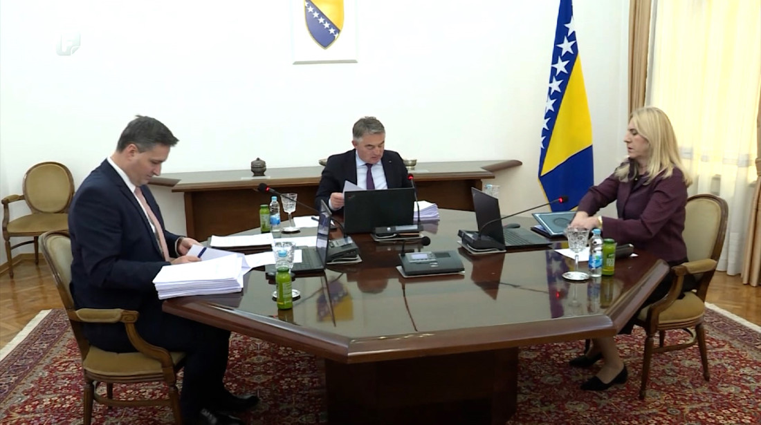 Bećirović ‘za’, Komšić 'suzdržan', Cvijanović 'protiv' prijema Kosova u VE