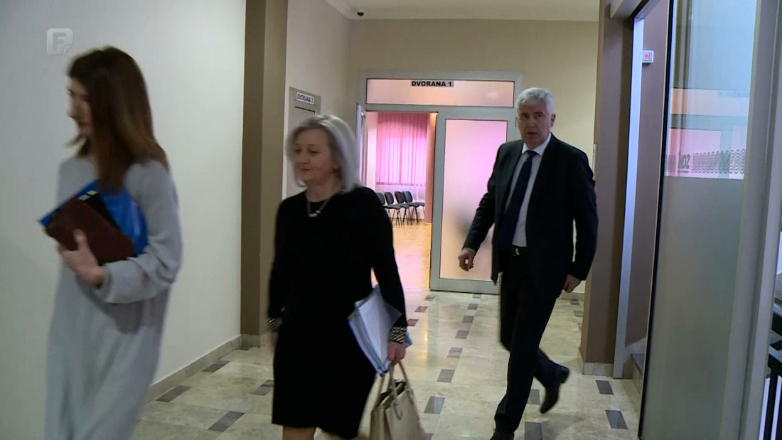 Džentlmenski potez ili strah od poraza?