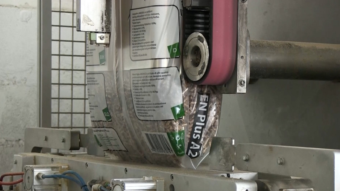 Hasičević smiruje javnost: Pelet ostaje 480 KM, paniku izazvali neodgovorni trgovci