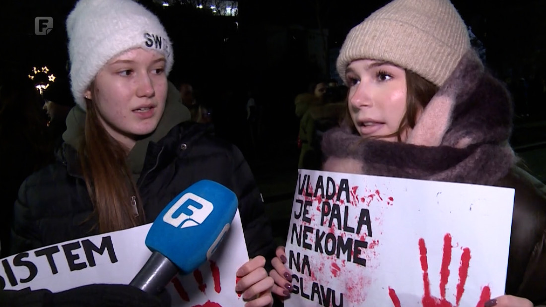 Bez incidenata završen veliki protest u Beogradu