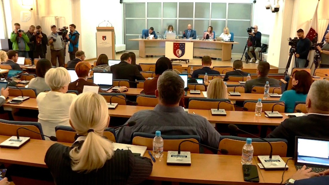 Pet samostalnih zastupnika ključ za formiranje nove Vlade KS-a