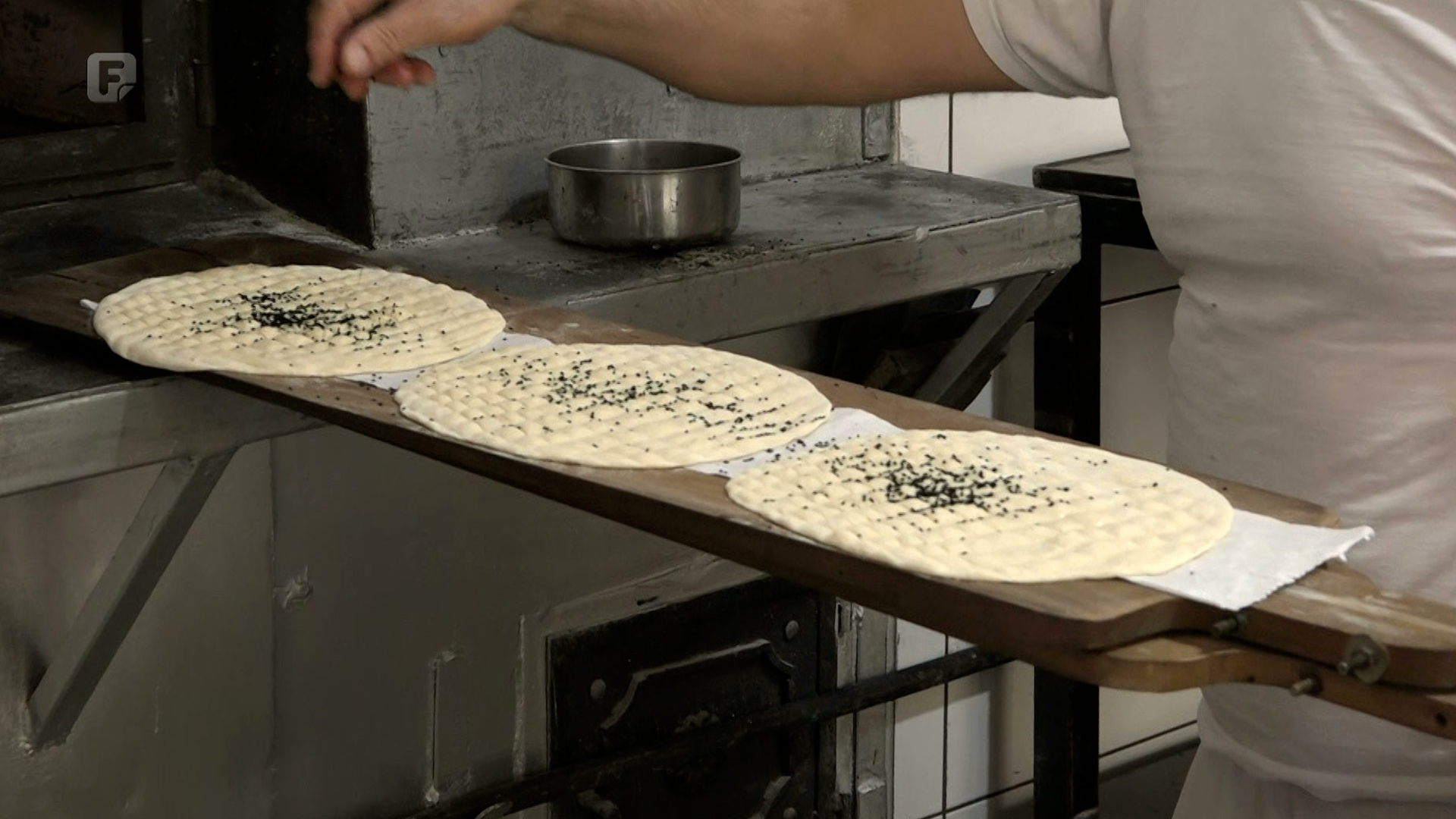 Priča o ramazanskim somunima, tradicionalnom pecivu posebnog mirisa