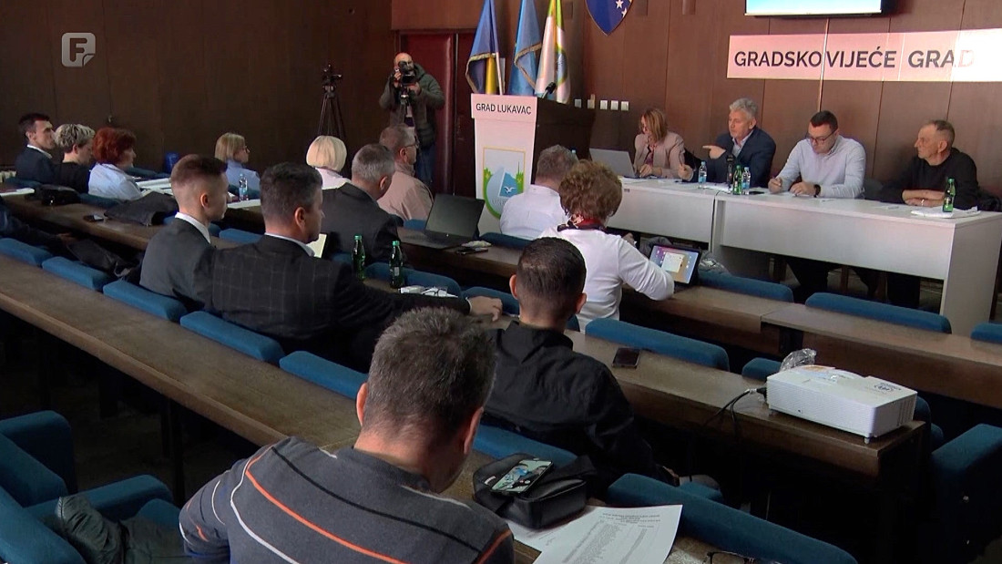 Otkazi provedeni nezakonito, za gubitke je kriva Uprava, Lukavac želi pomoći