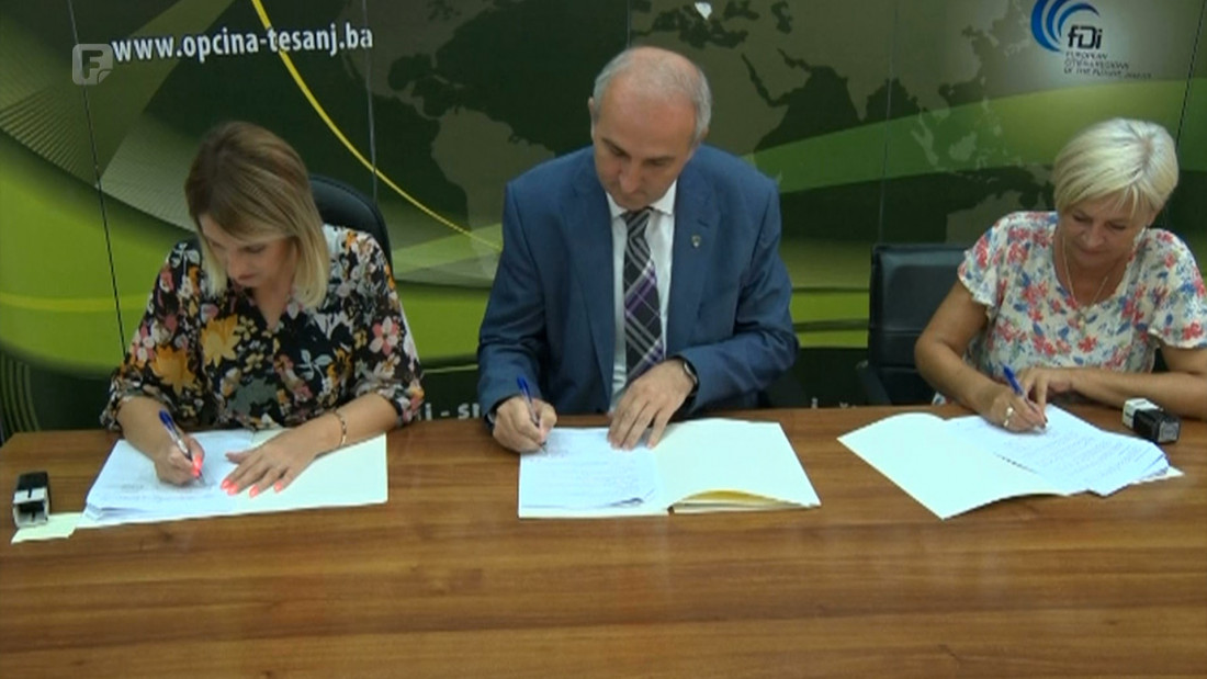 Tešanj: Potpisani ugovori za realizaciju prve faze kapitalnih ulaganja