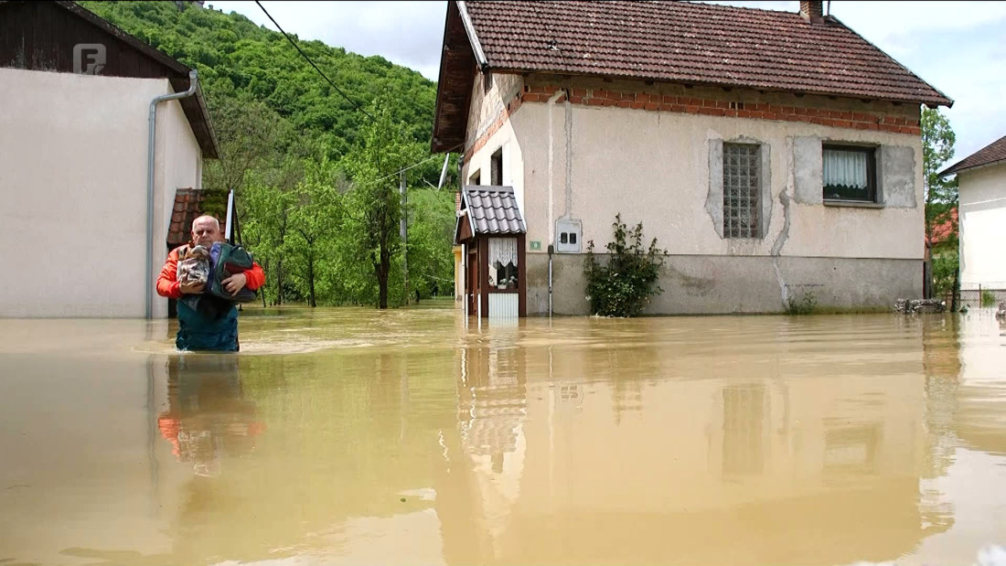 Kiša uzrokuje poplave na sjeverozapadu BiH, alarmantno u Krajini