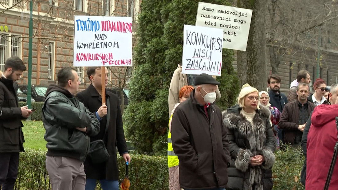 Protest prosvjetara u KS: Sporan digitalni sistem prijema radnika, sindikat traži hitnu reviziju pravilnika