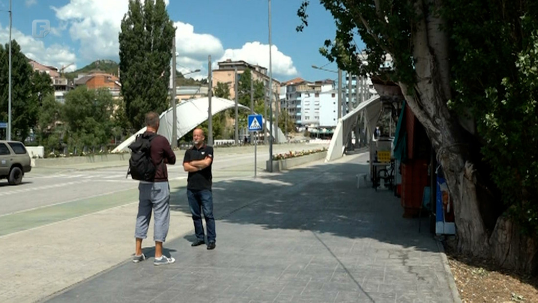 Tenzije na Kosovu se smiruju, kosovska opozicija kritikuje Kurtija