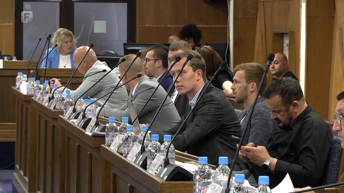 Zastupnički transferi i presuda izazvali političku oluju u Brčkom