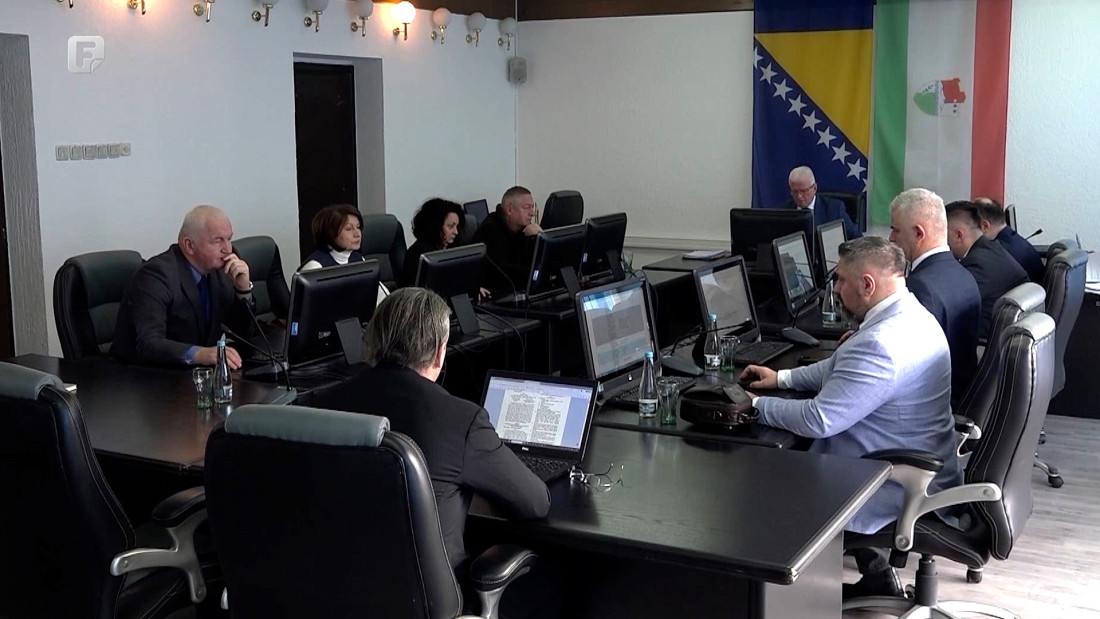 Vlada SBK-a podržala uvećanje plata specijalistima