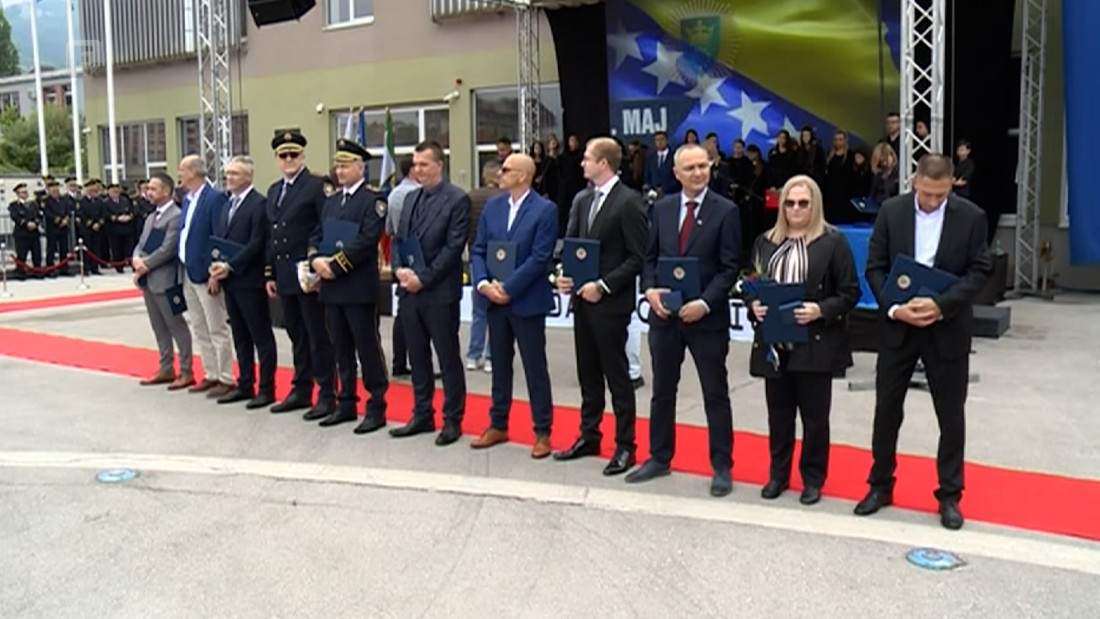 Obilježen Dan policije ZDK-a, 'Reljefni grb Bosne i Hercegovine' dodijeljen Policijskoj stanici Olovo