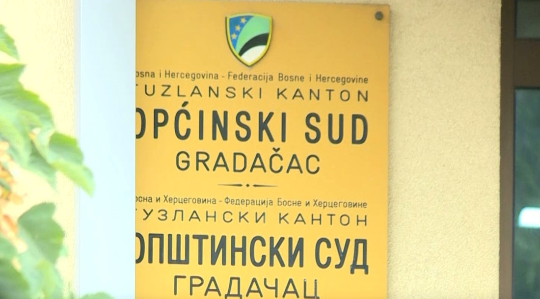 Općinski sud u Gradačcu odredio jednomjesečni pritvor osumnjičenom za produženo krivično djelo uhođenje