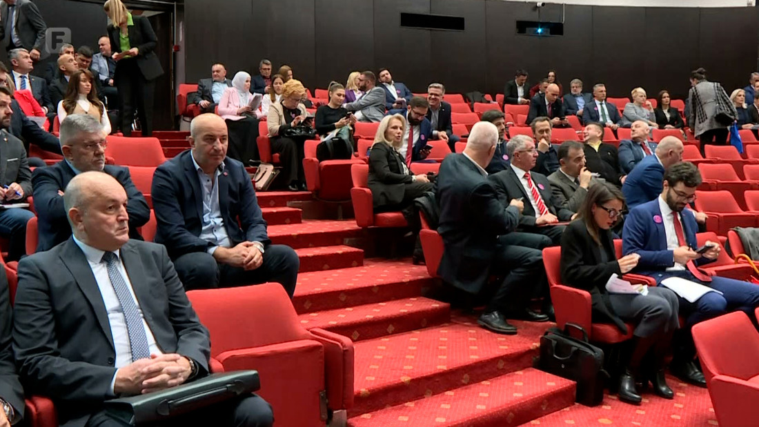 Izmjene Poslovnika na čekanju, komisija bez kvoruma - ponovo blokada