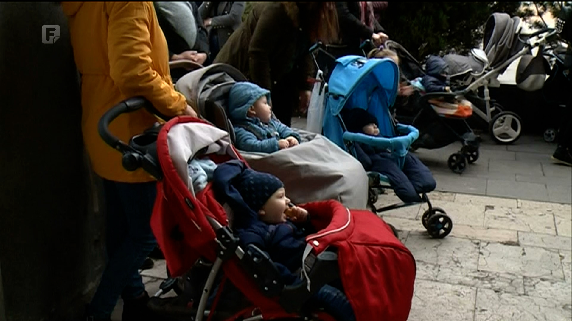 Inicijativa za porodiljsku naknadu od 1.000 KM i u ZDK-u