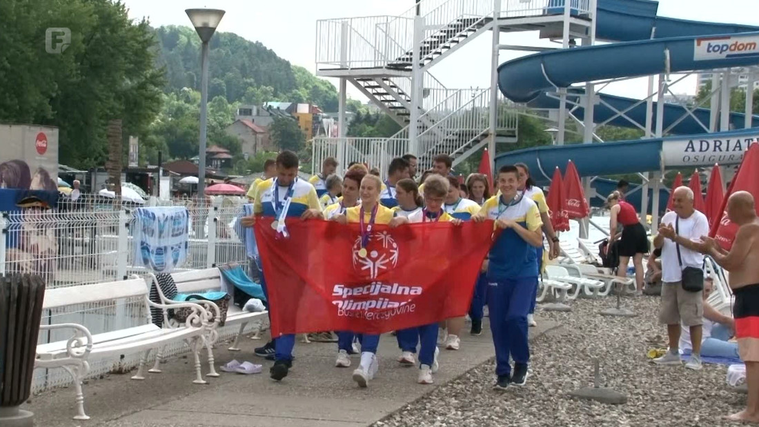 Bh. takmičari sa Specijalne olimpijade donijeli pet medalja, svečano dočekani u Tuzli