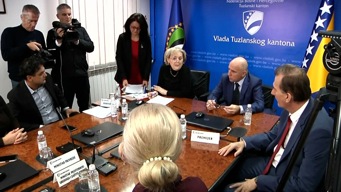 Skoro milion maraka za adaptaciju tri klinike UKC-a Tuzla