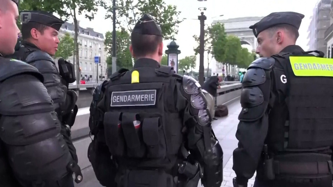 Na ulicama francuskih gradova 45.000 policajaca, data im 'stroga uputstva'