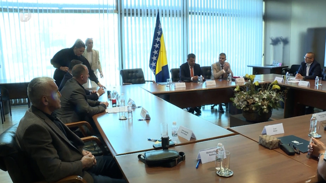 Potpisani sporazumi vrijedni 1,3 miliona KM za infrastrukturne projekte u povratničkim sredinama BiH