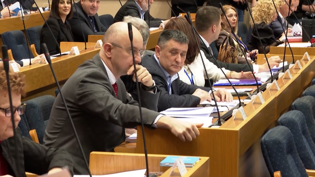 Poslanici NSRS-a o vetu Željke Cvijanović, opozicija odlučuje uoči sjednice