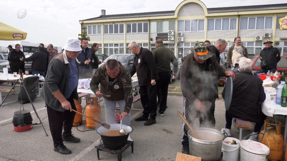 Fiš i čobanac privukli brojne posjetitelje na Gastro fest u Orašju