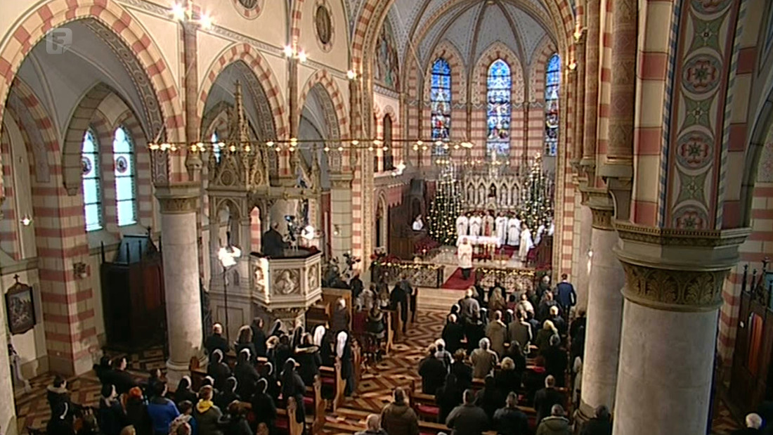 Vjernici širom BiH slave najradosniji kršćanski blagdan Božić