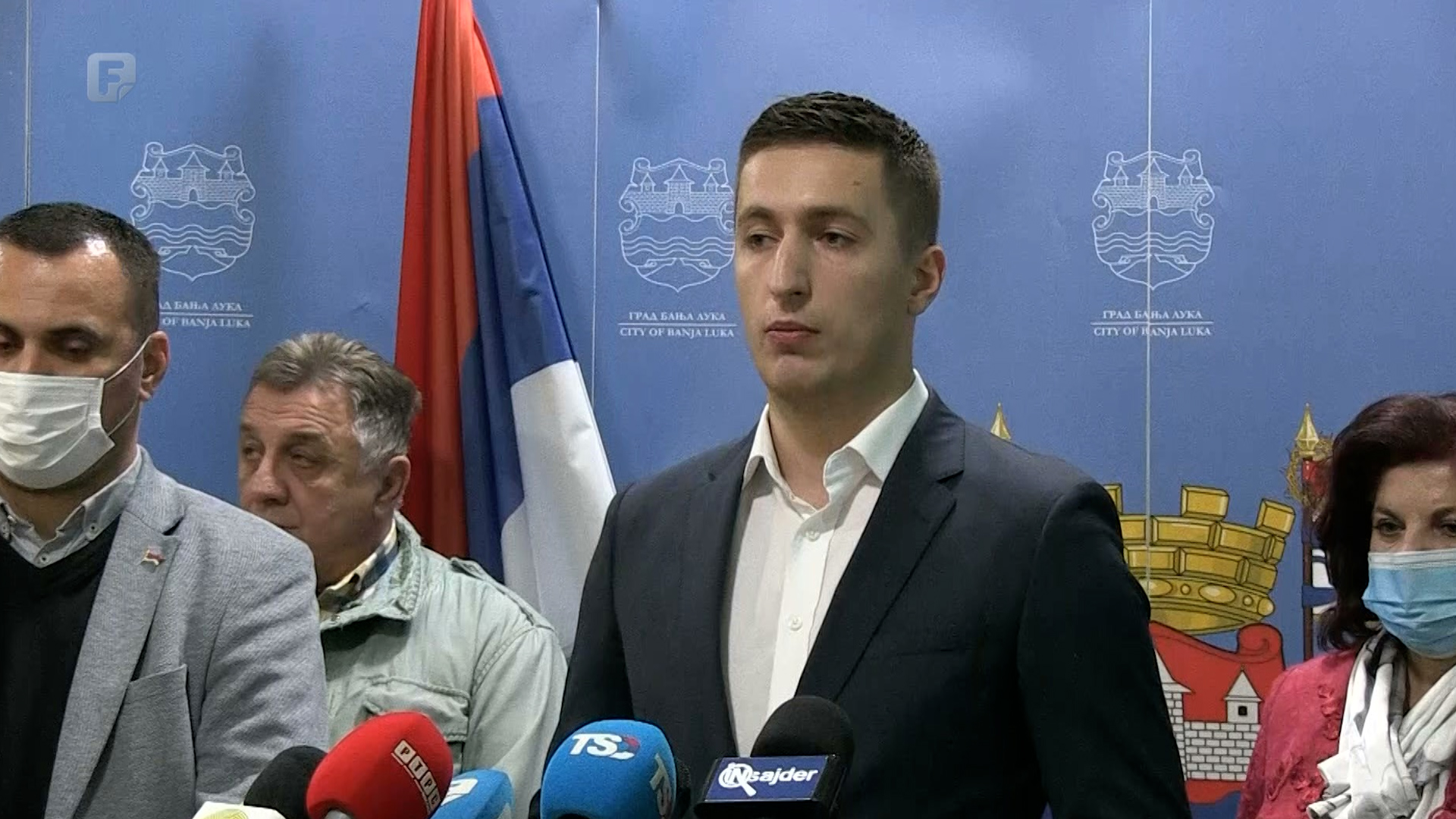 Jednokratna pomoć ljekarima pretvorila se u prvoklasno političko pitanje