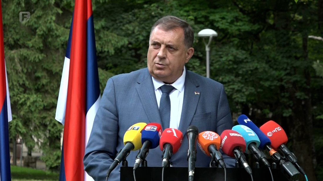 Dodik: Razmatramo da tužimo Schmidta za lažno predstavljanje