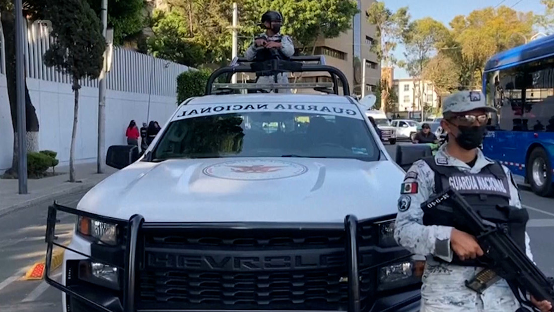 Rat narko kartela i meksičke policije i vojske