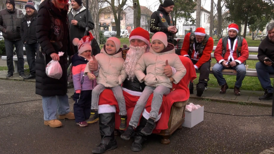 Moto Mrazovi i ove godine u Orašju: Paketići, druženje i blagdanski duh