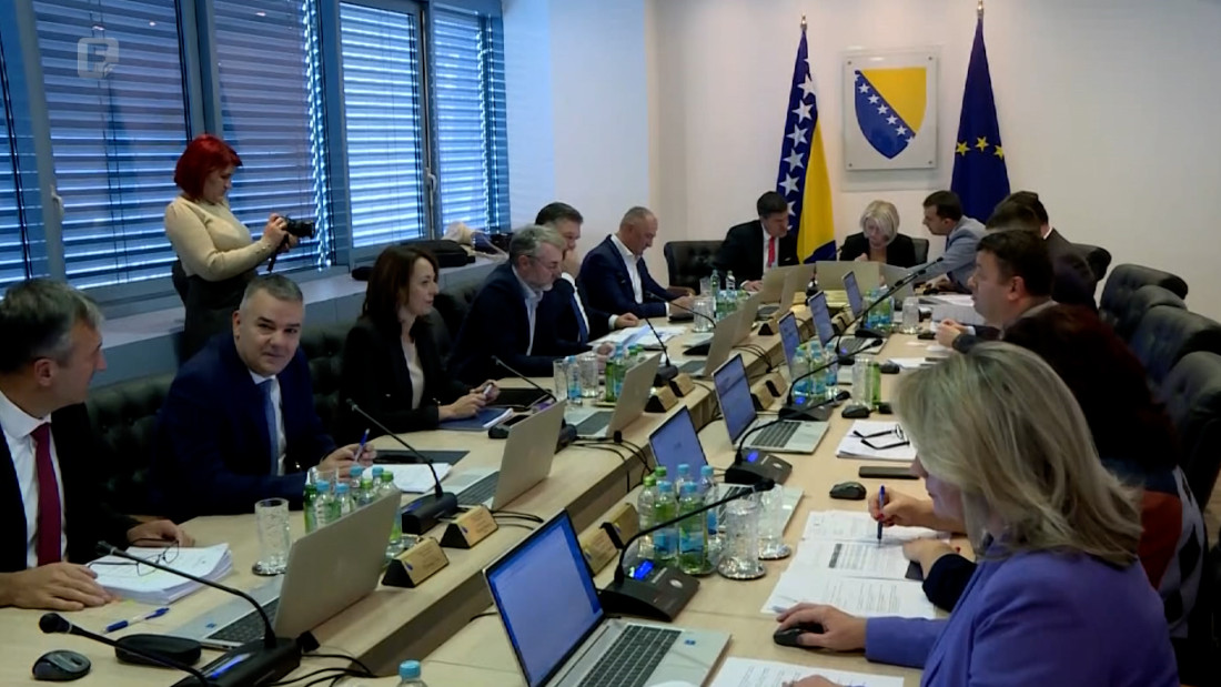 Vijeće ministara BiH: Odluka o većim platama na stolu, reformski zakoni na čekanju