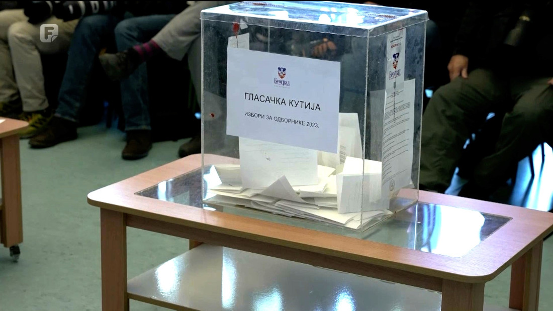 Prve procjene: SNS vodi sa 46,6 posto, druga 'Srbija protiv nasilja'