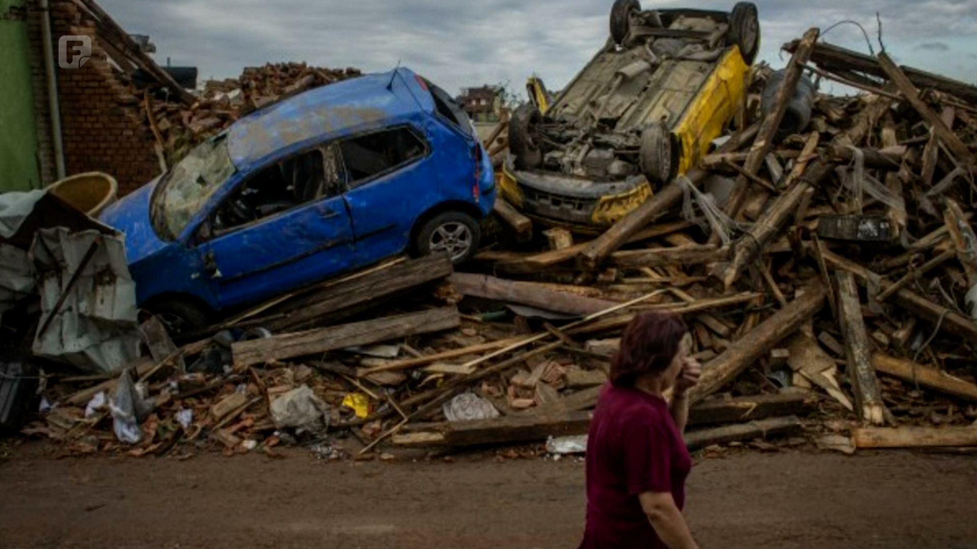 Guverner Kentuckyja: Strahujemo da je u tornadu poginulo najmanje 50 ljudi