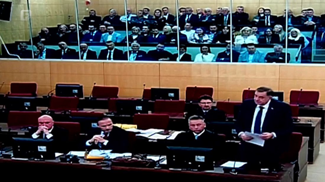 Dodik i Lukić: Istražilac objasnio kako su Dejtonski sporazum pronašli na internetu