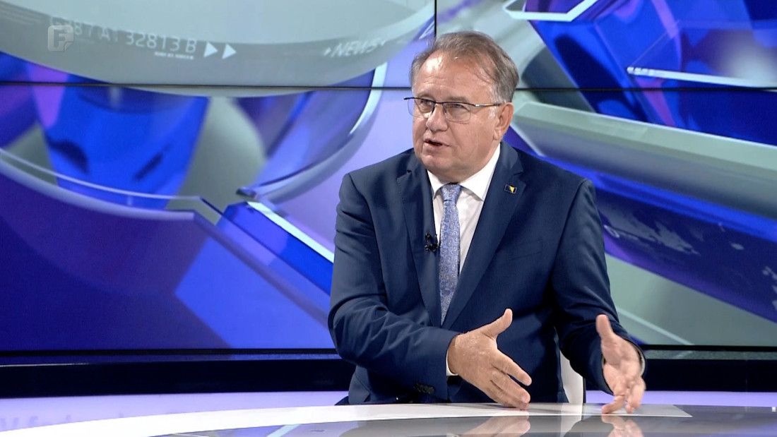 Nikšić se oglasio o prepiskama: Radi se o fabriciranoj aferi