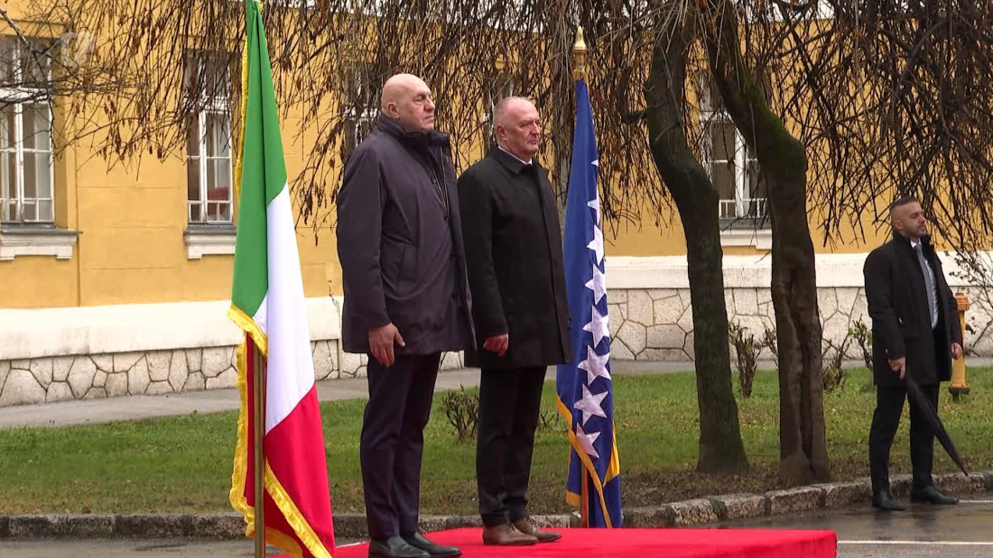 Helez održao sastanak s italijanskim ministrom odbrane: Najavljen novi paket podrške