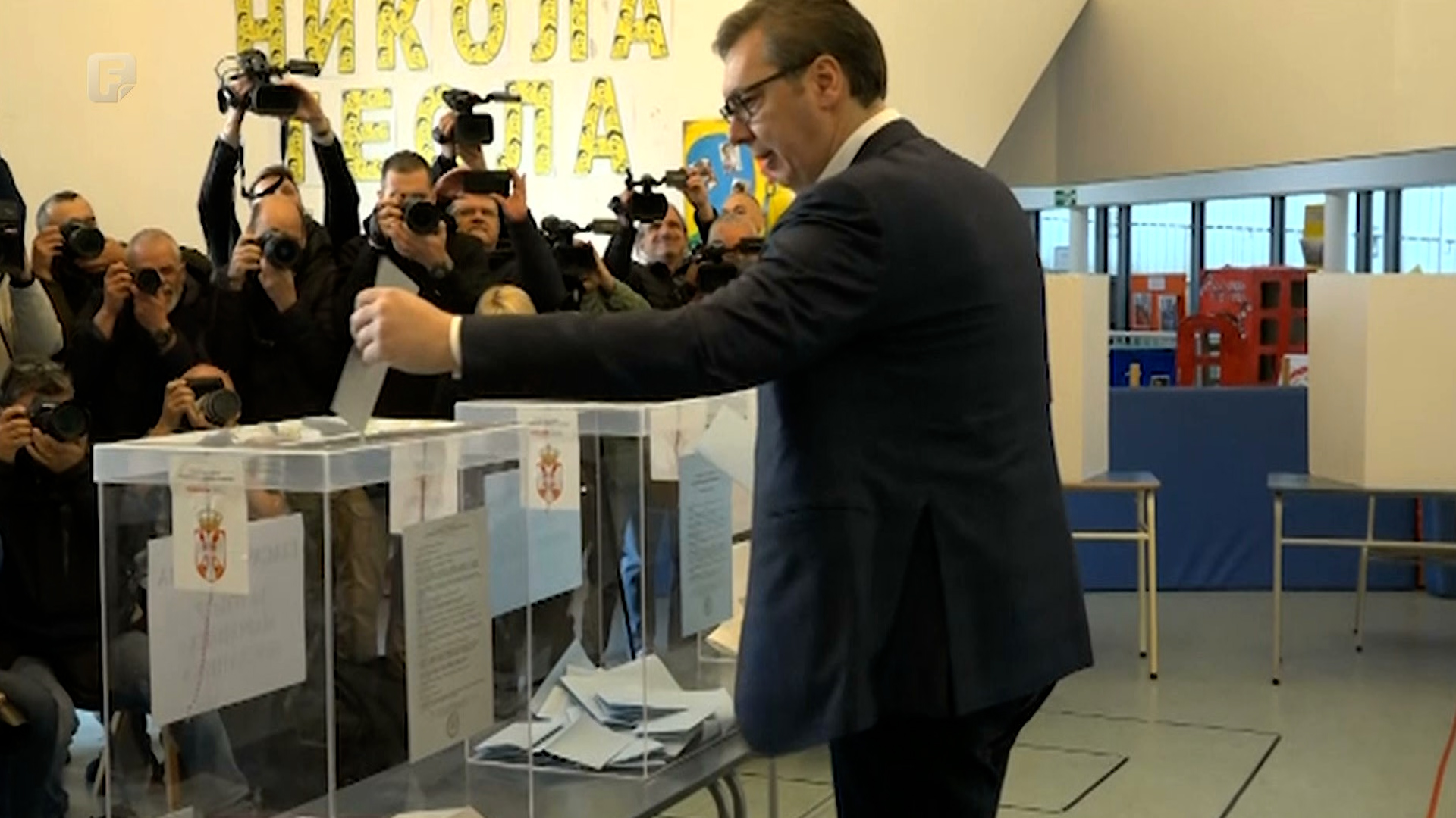 Vučić vodi na predsjedničkim, SNS na parlamentarnim izborima u Srbiji