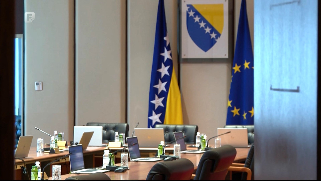 Zastoji u radu, ne i na računu: Slijedi li novo povećanje plata bh. funkcionerima?