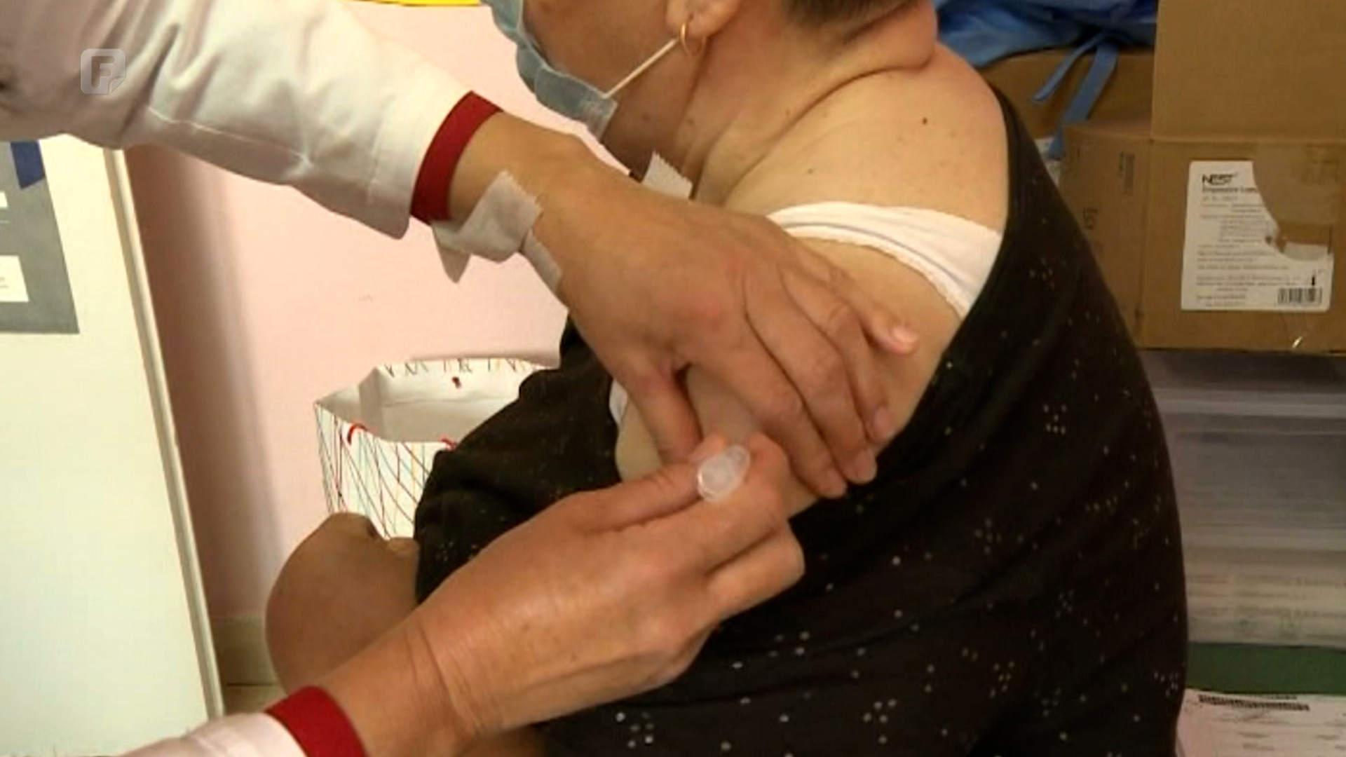 Građani Gruda biraju da li će se cijepiti AstraZenecom ili Sinovacom