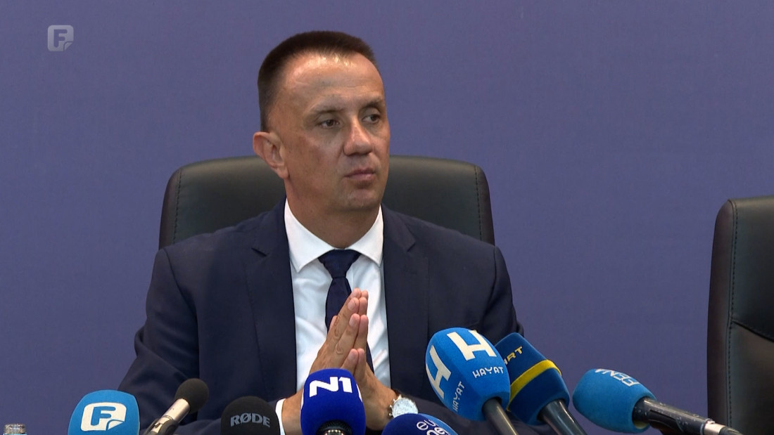 Lakić među rezultatima mandata naveo nove zakone, investicije i jačanje namjenske industrije